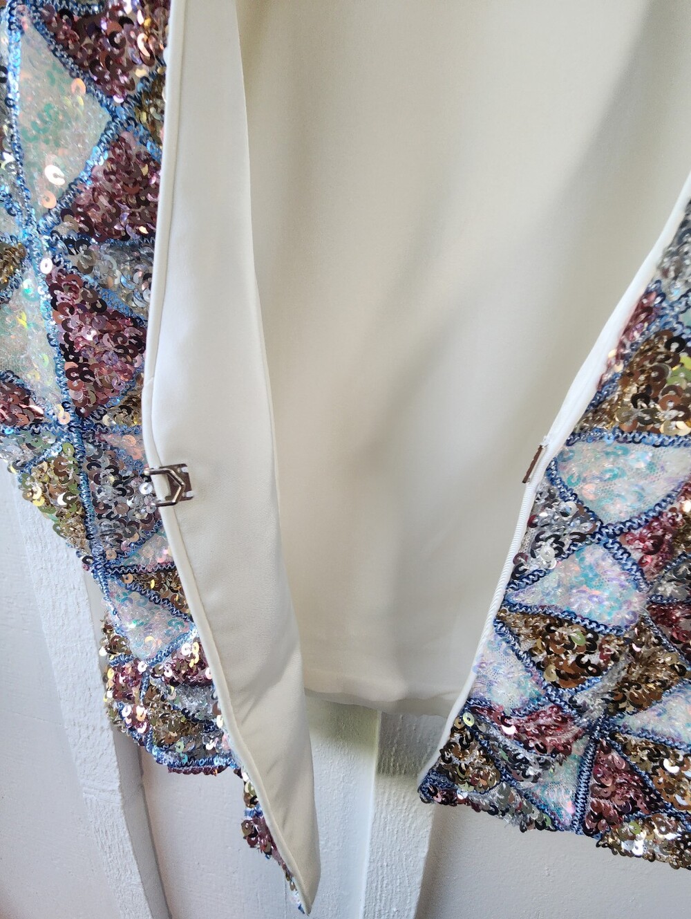 12TH TRIBE Nixie Multicolor Sequin Vest Geometric Cropped Size Small - Picture 6 of 13